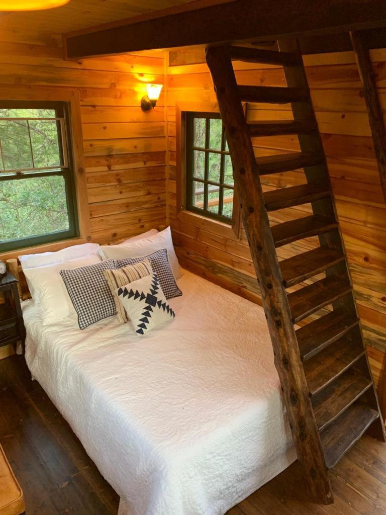 Treehouse Ranch Hotell Goldendale Eksteriør bilde